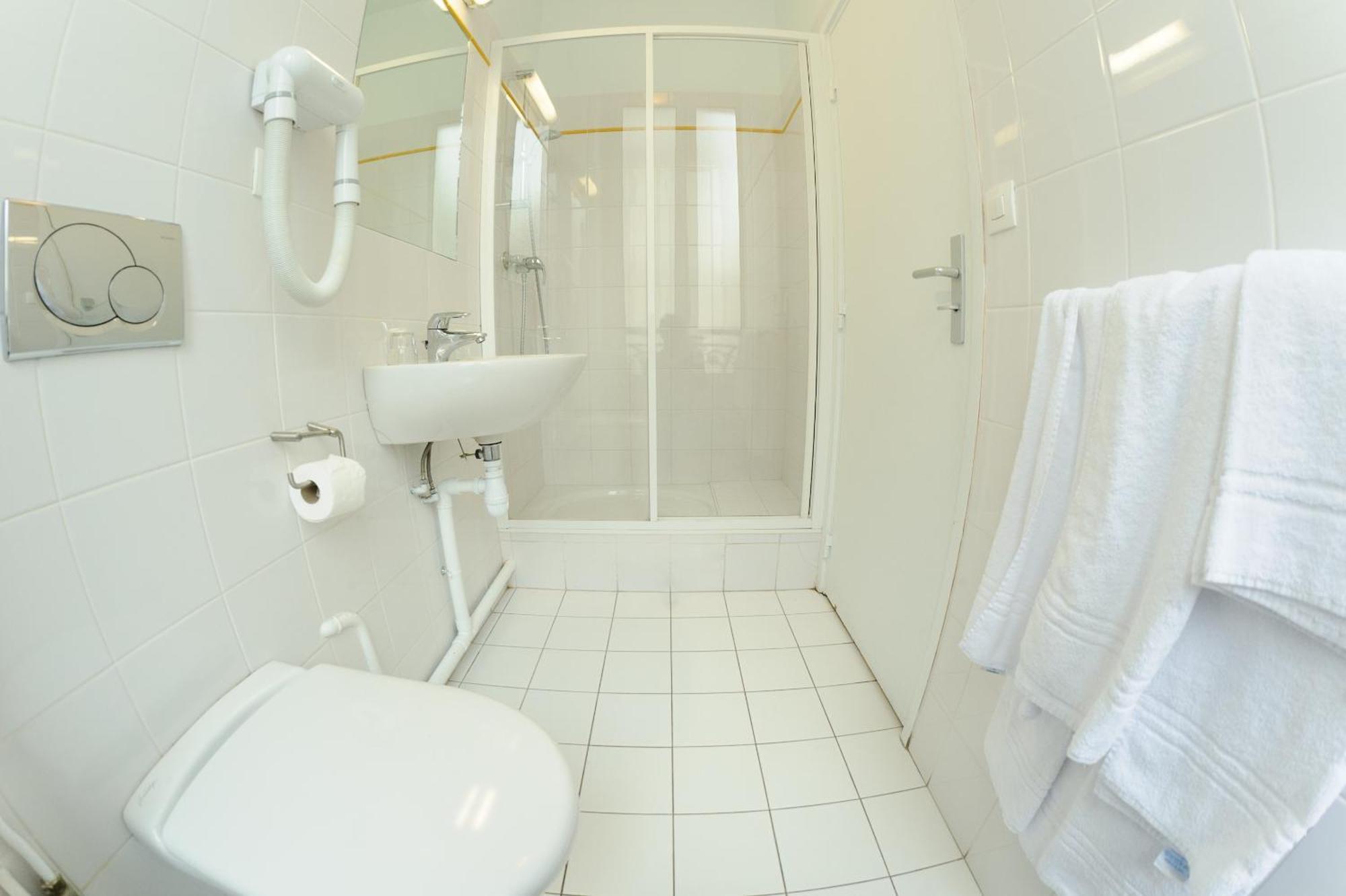 Hotel De Milan Párizs Kültér fotó